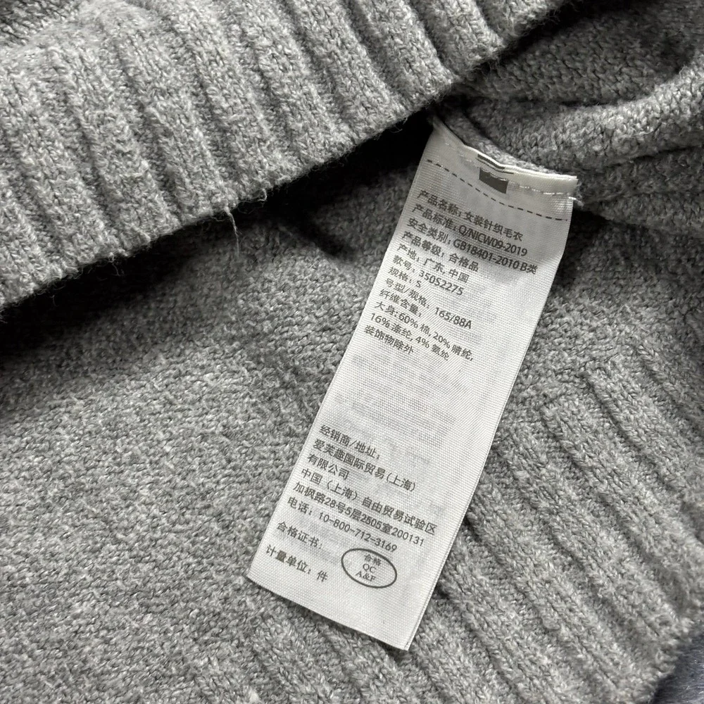 Hollister‎ Heather Grey Crew Neck Long Sleeve Sweater Size S